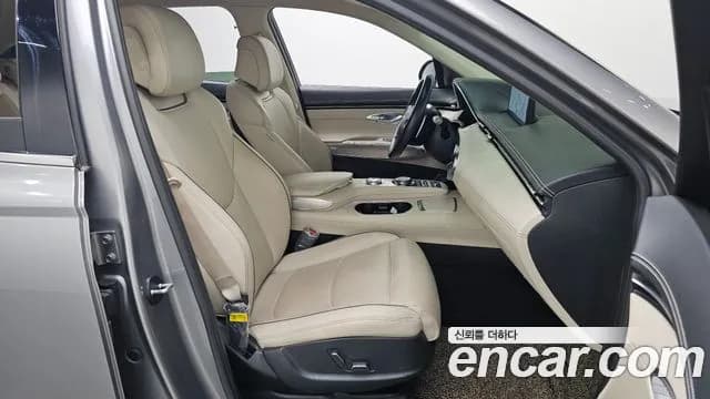 2021 Genesis GV70 2.5T Gasoline AWD Sold VIN KMTMA81BDMU047838 – undercarriage 2021 Genesis GV70 2.5T Gasoline AWD Sold VIN KMTMA81BDMU047838 – undercarriage