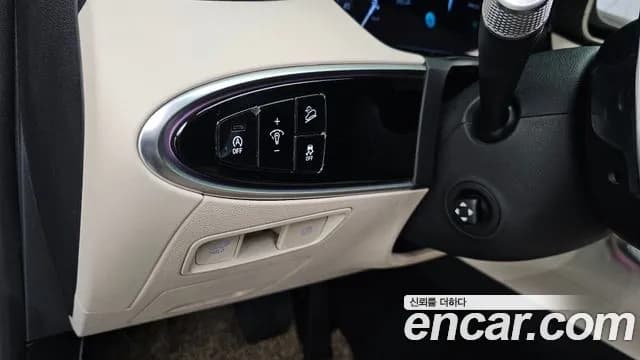 2021 Genesis GV70 2.5T Gasoline AWD Sold VIN KMTMA81BDMU047838 – photo 16 2021 Genesis GV70 2.5T Gasoline AWD Sold VIN KMTMA81BDMU047838 – photo 16