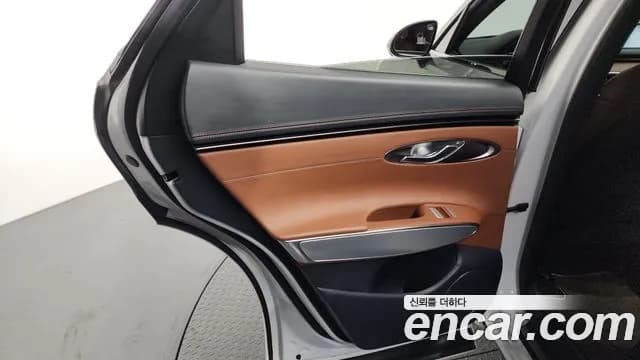 2022 Genesis GV70 2.5T Gasoline AWD Sold VIN KMTMA81BDNU046375 – photo 12 2022 Genesis GV70 2.5T Gasoline AWD Sold VIN KMTMA81BDNU046375 – photo 12