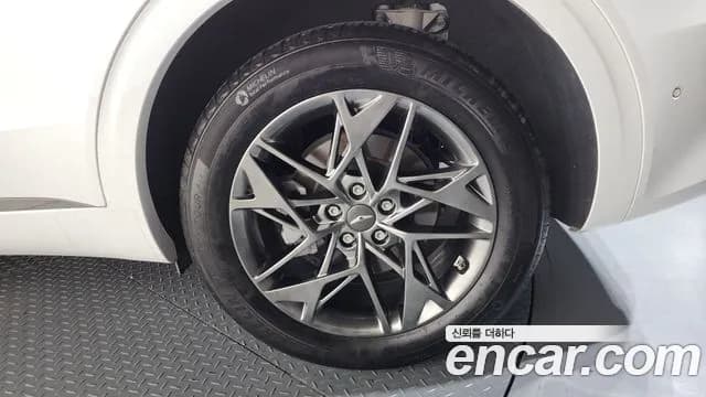 2022 Genesis GV70 2.5T Gasoline AWD Sold VIN KMTMA81BDNU046375 – photo 17 2022 Genesis GV70 2.5T Gasoline AWD Sold VIN KMTMA81BDNU046375 – photo 17