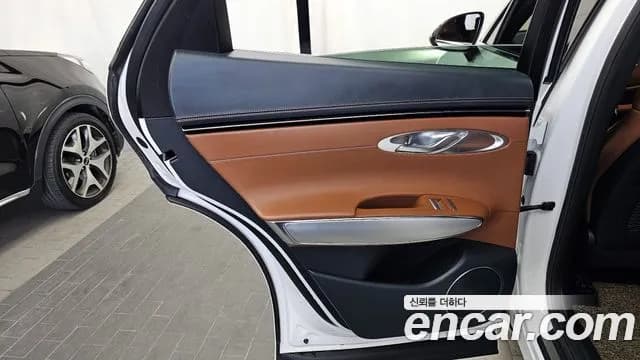2022 Genesis GV70 2.5T Gasoline AWD Sold VIN KMTMA81BDNU053409 – photo 21 2022 Genesis GV70 2.5T Gasoline AWD Sold VIN KMTMA81BDNU053409 – photo 21