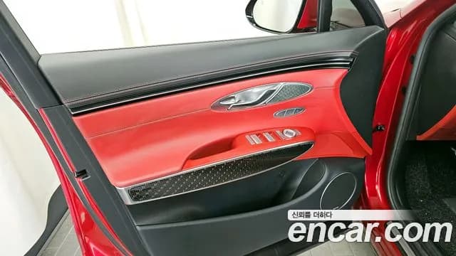 2022 Genesis GV70 2.5T Gasoline AWD Sold VIN KMTMA81BDNU055154 – engine bay 2022 Genesis GV70 2.5T Gasoline AWD Sold VIN KMTMA81BDNU055154 – engine bay