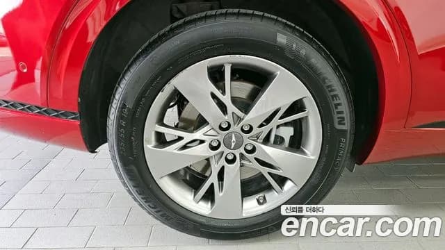 2022 Genesis GV70 2.5T Gasoline AWD Sold VIN KMTMA81BDNU055154 – exterior detail 2022 Genesis GV70 2.5T Gasoline AWD Sold VIN KMTMA81BDNU055154 – exterior detail