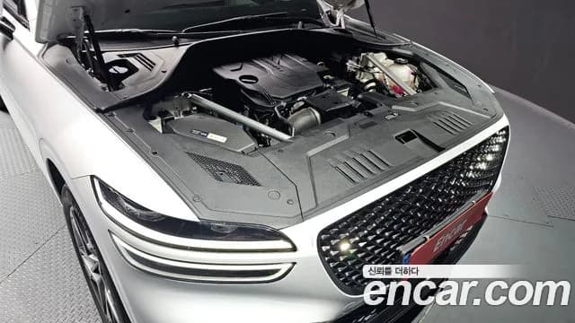 2022 Genesis GV70 2.5T Gasoline AWD Sold VIN KMTMA81BDNU055780 – interior seats 2022 Genesis GV70 2.5T Gasoline AWD Sold VIN KMTMA81BDNU055780 – interior seats