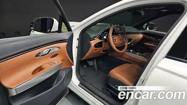 2022 Genesis GV70 2.5T Gasoline AWD Sold VIN KMTMA81BDNU055780 – trunk area 2022 Genesis GV70 2.5T Gasoline AWD Sold VIN KMTMA81BDNU055780 – trunk area