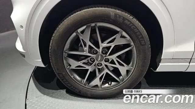 2022 Genesis GV70 2.5T Gasoline AWD Sold VIN KMTMA81BDNU055780 – photo 14 2022 Genesis GV70 2.5T Gasoline AWD Sold VIN KMTMA81BDNU055780 – photo 14