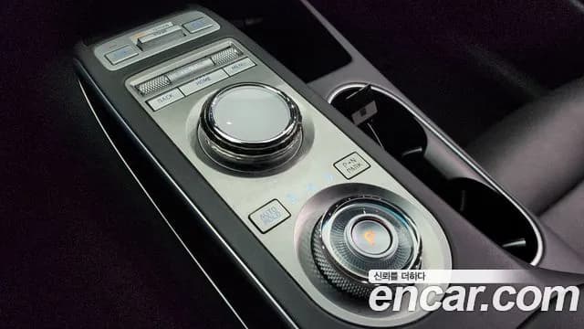 2022 Genesis GV70 2.5T Gasoline AWD Sold VIN KMTMA81BDNU059339 – photo 13 2022 Genesis GV70 2.5T Gasoline AWD Sold VIN KMTMA81BDNU059339 – photo 13