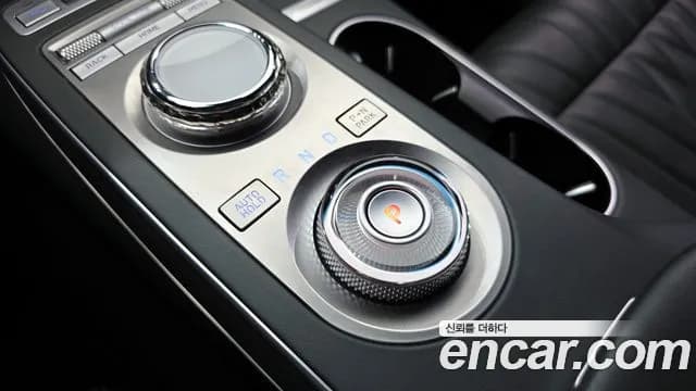 2022 Genesis GV70 2.5T Gasoline AWD Sold VIN KMTMA81BDNU060166 – engine bay 2022 Genesis GV70 2.5T Gasoline AWD Sold VIN KMTMA81BDNU060166 – engine bay