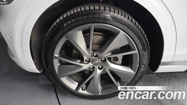 2022 Genesis GV70 2.5T Gasoline AWD Sold VIN KMTMA81BDNU063751 – front exterior 2022 Genesis GV70 2.5T Gasoline AWD Sold VIN KMTMA81BDNU063751 – front exterior