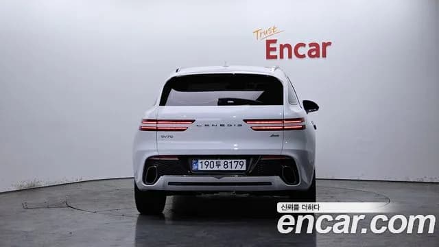 2022 Genesis GV70 2.5T Gasoline AWD Sold VIN KMTMA81BDNU063789 – interior seats 2022 Genesis GV70 2.5T Gasoline AWD Sold VIN KMTMA81BDNU063789 – interior seats