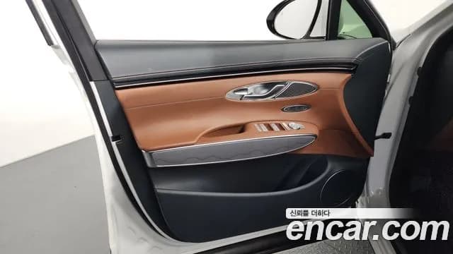 2022 Genesis GV70 2.5T Gasoline AWD Sold VIN KMTMA81BDNU066823 – photo 15 2022 Genesis GV70 2.5T Gasoline AWD Sold VIN KMTMA81BDNU066823 – photo 15