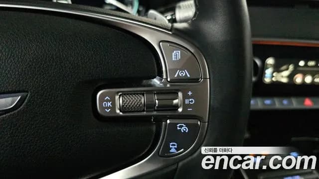 2022 Genesis GV70 2.5T Gasoline AWD Sold VIN KMTMA81BDNU070815 – dashboard 2022 Genesis GV70 2.5T Gasoline AWD Sold VIN KMTMA81BDNU070815 – dashboard