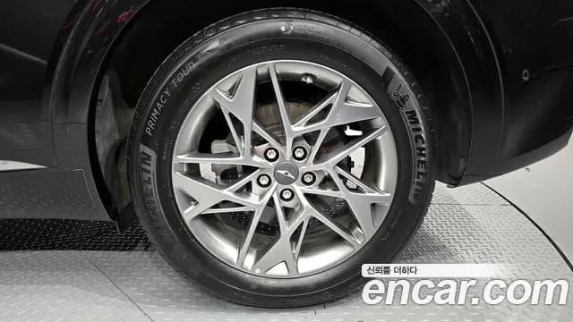 2022 Genesis GV70 2.5T Gasoline AWD Sold VIN KMTMA81BDNU070815 – engine bay 2022 Genesis GV70 2.5T Gasoline AWD Sold VIN KMTMA81BDNU070815 – engine bay