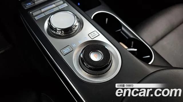 2022 Genesis GV70 2.5T Gasoline AWD Sold VIN KMTMA81BDNU070897 – photo 16 2022 Genesis GV70 2.5T Gasoline AWD Sold VIN KMTMA81BDNU070897 – photo 16
