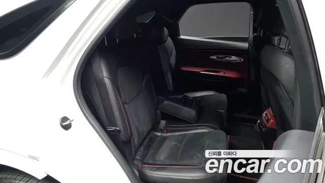 2022 Genesis GV70 2.5T Gasoline AWD Sold VIN KMTMA81BDNU072821 – photo 30 2022 Genesis GV70 2.5T Gasoline AWD Sold VIN KMTMA81BDNU072821 – photo 30