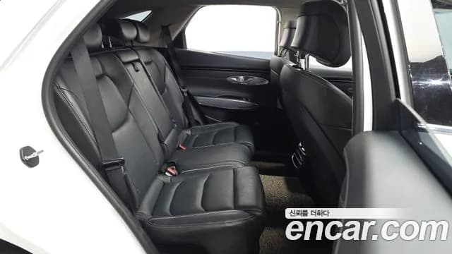 2023 Genesis GV70 2.5T Gasoline AWD Sold VIN KMTMA81BDPU076855 – interior seats 2023 Genesis GV70 2.5T Gasoline AWD Sold VIN KMTMA81BDPU076855 – interior seats