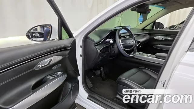 2023 Genesis GV70 2.5T Gasoline AWD Sold VIN KMTMA81BDPU078609 – photo 13 2023 Genesis GV70 2.5T Gasoline AWD Sold VIN KMTMA81BDPU078609 – photo 13