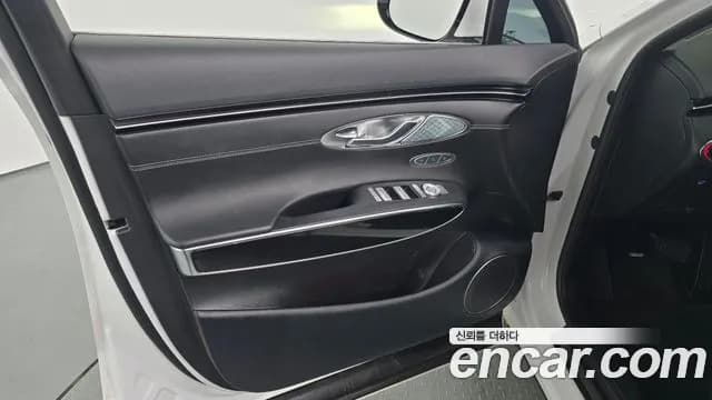 2023 Genesis GV70 2.5T Gasoline AWD Sold VIN KMTMA81BDPU109929 – undercarriage 2023 Genesis GV70 2.5T Gasoline AWD Sold VIN KMTMA81BDPU109929 – undercarriage