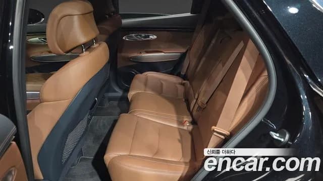 2023 Genesis GV70 2.5T Gasoline AWD Sold VIN KMTMA81BDPU114769 – photo 16 2023 Genesis GV70 2.5T Gasoline AWD Sold VIN KMTMA81BDPU114769 – photo 16