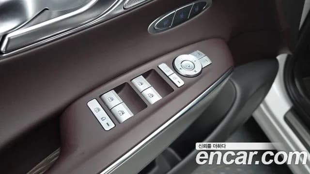 2023 Genesis GV70 2.5T Gasoline AWD Sold VIN KMTMA81BDPU127093 – photo 19 2023 Genesis GV70 2.5T Gasoline AWD Sold VIN KMTMA81BDPU127093 – photo 19