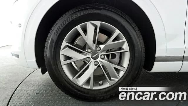 2023 Genesis GV70 2.5T Gasoline AWD Sold VIN KMTMA81BDPU135443 – photo 16 2023 Genesis GV70 2.5T Gasoline AWD Sold VIN KMTMA81BDPU135443 – photo 16
