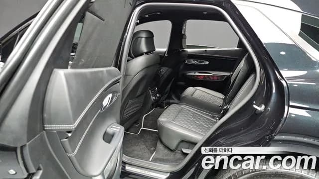 2023 Genesis GV70 2.5T Gasoline AWD Sold VIN KMTMA81BDPU141887 – trunk area 2023 Genesis GV70 2.5T Gasoline AWD Sold VIN KMTMA81BDPU141887 – trunk area