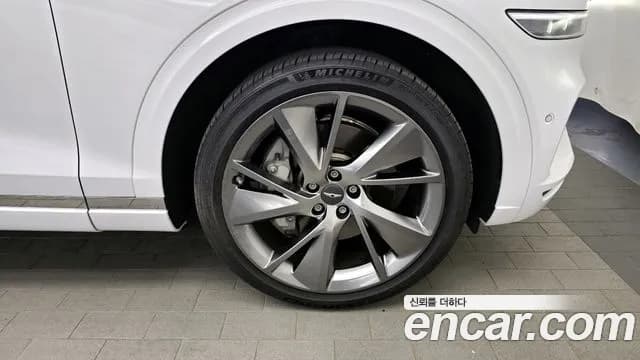 2024 Genesis GV70 2.5T Gasoline AWD Sold VIN KMTMA81BDRU150822 – photo 16 2024 Genesis GV70 2.5T Gasoline AWD Sold VIN KMTMA81BDRU150822 – photo 16