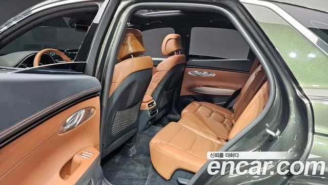 2024 Genesis GV70 2.5T Gasoline AWD Sold VIN KMTMA81BDRU160095 – rear exterior 2024 Genesis GV70 2.5T Gasoline AWD Sold VIN KMTMA81BDRU160095 – rear exterior