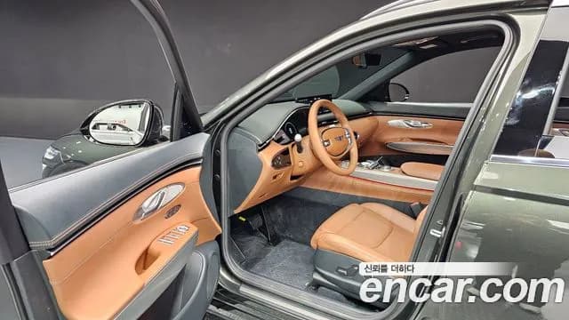 2024 Genesis GV70 2.5T Gasoline AWD Sold VIN KMTMA81BDRU160095 – engine bay 2024 Genesis GV70 2.5T Gasoline AWD Sold VIN KMTMA81BDRU160095 – engine bay