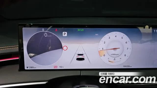 2025 Genesis GV70 2.5T Gasoline AWD Sold VIN KMTMA81BDSU183631 – dashboard 2025 Genesis GV70 2.5T Gasoline AWD Sold VIN KMTMA81BDSU183631 – dashboard