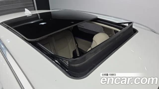2025 Genesis GV70 2.5T Gasoline AWD Sold VIN KMTMA81BDSU195638 – exterior detail 2025 Genesis GV70 2.5T Gasoline AWD Sold VIN KMTMA81BDSU195638 – exterior detail