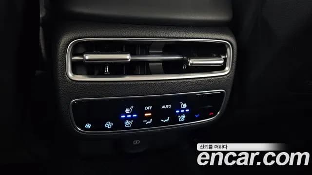 2025 Genesis GV70 2.5T Gasoline AWD Sold VIN KMTMA81BDSU218640 – dashboard 2025 Genesis GV70 2.5T Gasoline AWD Sold VIN KMTMA81BDSU218640 – dashboard