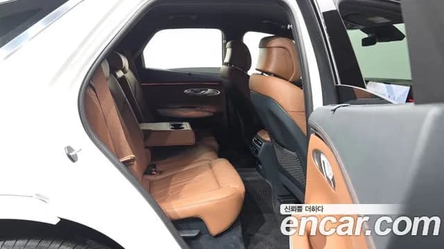 2025 Genesis GV70 2.5T Gasoline AWD Sold VIN KMTMA81BDSU226585 – photo 14 2025 Genesis GV70 2.5T Gasoline AWD Sold VIN KMTMA81BDSU226585 – photo 14