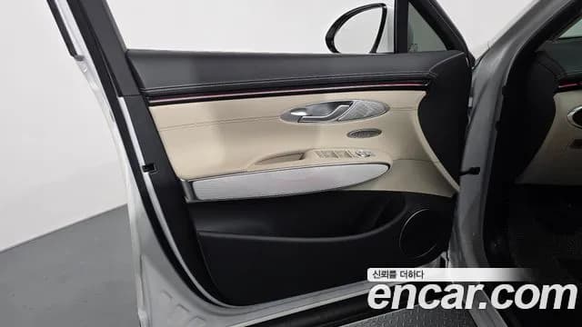2025 Genesis GV70 2.5T Gasoline AWD Sold VIN KMTMA81BDSU239450 – dashboard 2025 Genesis GV70 2.5T Gasoline AWD Sold VIN KMTMA81BDSU239450 – dashboard