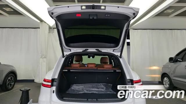 2025 Genesis GV70 2.5T Gasoline AWD Sold VIN KMTMA81BDSU240697 – photo 14 2025 Genesis GV70 2.5T Gasoline AWD Sold VIN KMTMA81BDSU240697 – photo 14