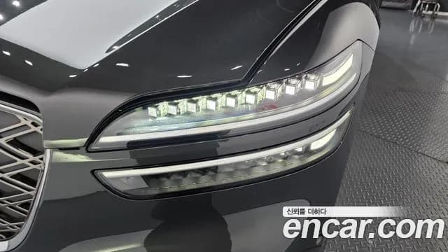 2025 Genesis GV70 2.5T Gasoline AWD Sold VIN KMTMA81BDSU244241 – interior seats 2025 Genesis GV70 2.5T Gasoline AWD Sold VIN KMTMA81BDSU244241 – interior seats