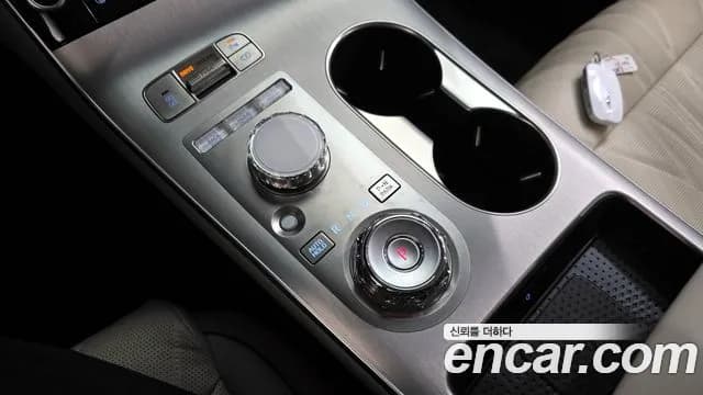 2025 Genesis GV70 2.5T Gasoline AWD Sold VIN KMTMA81BDSU244241 – photo 32 2025 Genesis GV70 2.5T Gasoline AWD Sold VIN KMTMA81BDSU244241 – photo 32