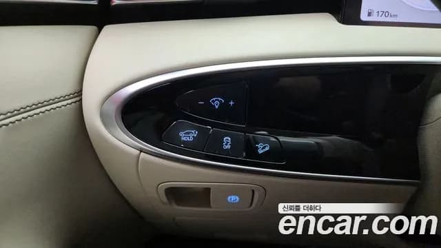 2025 Genesis GV70 2.5T Gasoline AWD Sold VIN KMTMA81BDSU246390 – photo 37 2025 Genesis GV70 2.5T Gasoline AWD Sold VIN KMTMA81BDSU246390 – photo 37