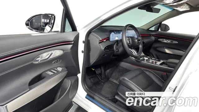 2025 Genesis GV70 2.5T Gasoline AWD Sold VIN KMTMA81BDSU250758 – rear exterior 2025 Genesis GV70 2.5T Gasoline AWD Sold VIN KMTMA81BDSU250758 – rear exterior