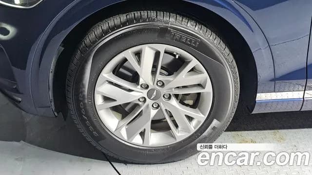 2021 Genesis GV70 2.2 Diesel 2WD Sold VIN KMTMB81ABMU006294 – exterior detail 2021 Genesis GV70 2.2 Diesel 2WD Sold VIN KMTMB81ABMU006294 – exterior detail