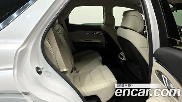 2023 Genesis GV70 2.2 Diesel 2WD Sold VIN KMTMB81ABPU096424 – exterior detail 2023 Genesis GV70 2.2 Diesel 2WD Sold VIN KMTMB81ABPU096424 – exterior detail