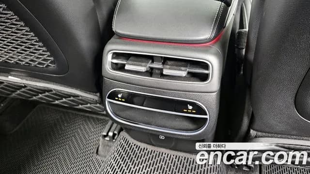 2021 Genesis GV70 2.2 Diesel AWD Sold VIN KMTMB81ADMU000700 – photo 14 2021 Genesis GV70 2.2 Diesel AWD Sold VIN KMTMB81ADMU000700 – photo 14