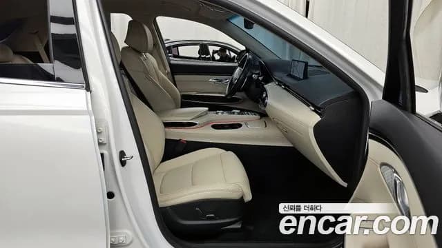 2021 Genesis GV70 2.2 Diesel AWD Sold VIN KMTMB81ADMU011578 – photo 14 2021 Genesis GV70 2.2 Diesel AWD Sold VIN KMTMB81ADMU011578 – photo 14
