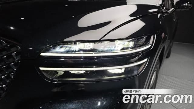 2021 Genesis GV70 2.2 Diesel AWD Sold VIN KMTMB81ADMU034961 – exterior detail 2021 Genesis GV70 2.2 Diesel AWD Sold VIN KMTMB81ADMU034961 – exterior detail