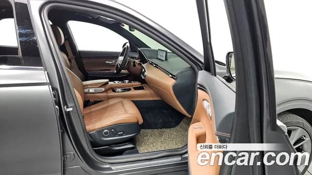 2022 Genesis GV70 2.2 Diesel AWD Sold VIN KMTMB81ADNU067454 – rear exterior 2022 Genesis GV70 2.2 Diesel AWD Sold VIN KMTMB81ADNU067454 – rear exterior