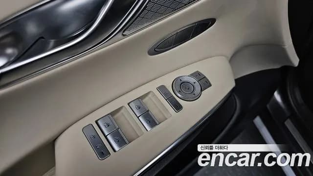 2023 Genesis GV70 2.2 Diesel AWD Sold VIN KMTMB81ADPU081691 – photo 40 2023 Genesis GV70 2.2 Diesel AWD Sold VIN KMTMB81ADPU081691 – photo 40