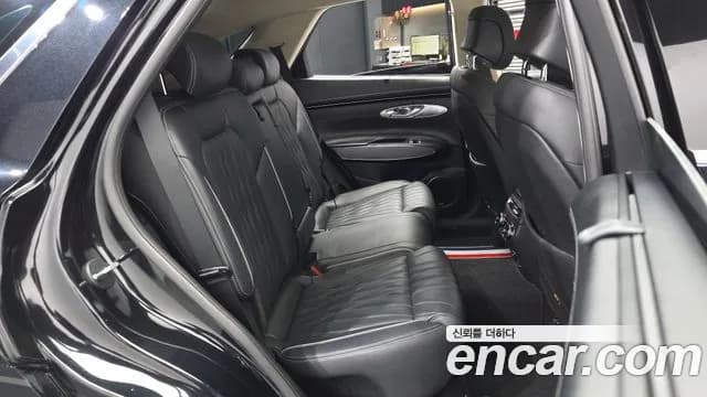 2021 Genesis GV70 3.5T Gasoline AWD Sold VIN KMTMC81CDMU001301 – interior seats 2021 Genesis GV70 3.5T Gasoline AWD Sold VIN KMTMC81CDMU001301 – interior seats