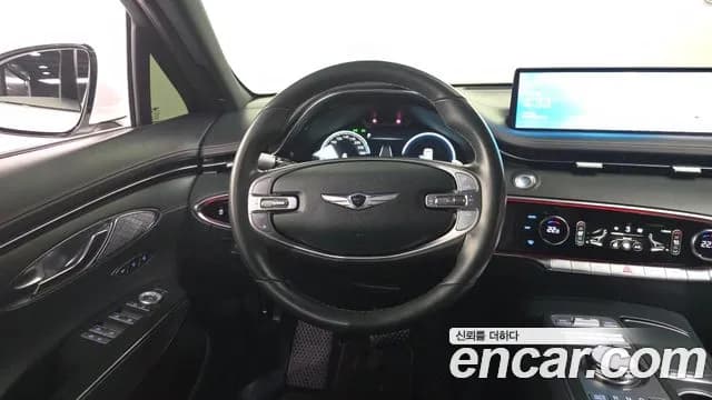 2022 Genesis GV70 3.5T Gasoline AWD Sold VIN KMTMC81CDNU056960 – front exterior 2022 Genesis GV70 3.5T Gasoline AWD Sold VIN KMTMC81CDNU056960 – front exterior