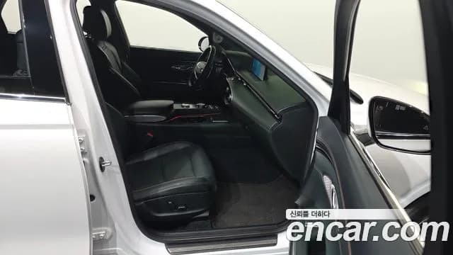 2022 Genesis GV70 3.5T Gasoline AWD Sold VIN KMTMC81CDNU056960 – dashboard 2022 Genesis GV70 3.5T Gasoline AWD Sold VIN KMTMC81CDNU056960 – dashboard