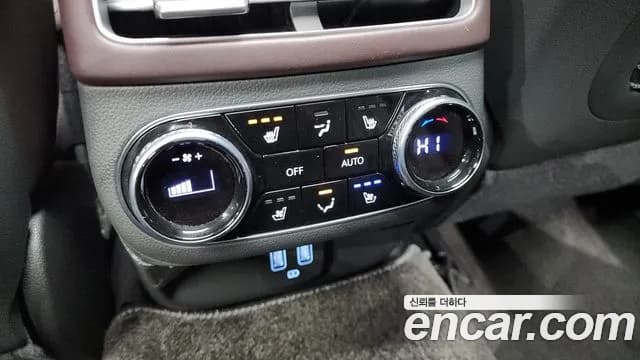 2023 Genesis GV70 3.5T Gasoline AWD Sold VIN KMTMC81CDPU106569 – engine bay 2023 Genesis GV70 3.5T Gasoline AWD Sold VIN KMTMC81CDPU106569 – engine bay